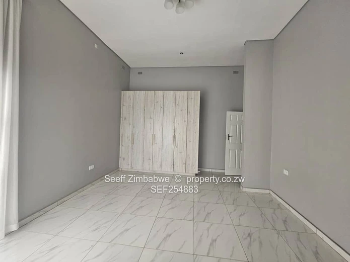 Elegant 3-Bedroom All-Ensuite Residence | Glen Lorne