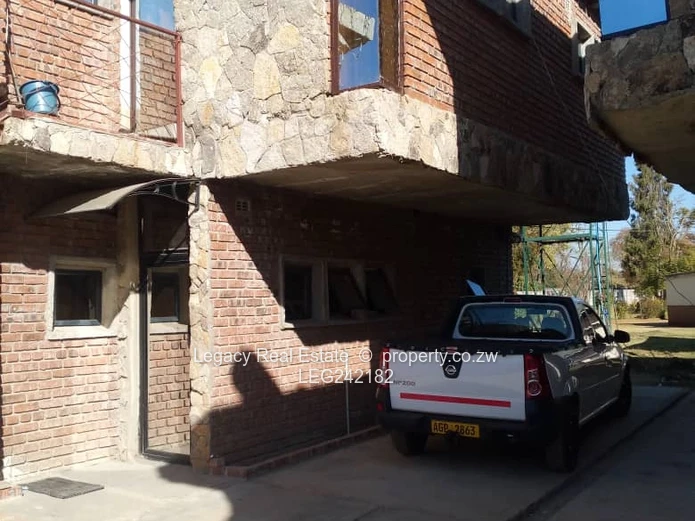 Marlborough 2-Bed Flat – Ready for Sectional Title