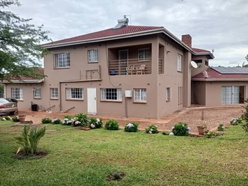 Luxurious house for sale in Brookview 