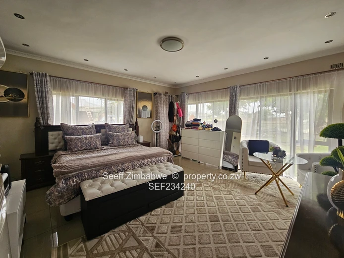 Executive 5-Bedroom House for Rent in Arlington Estate