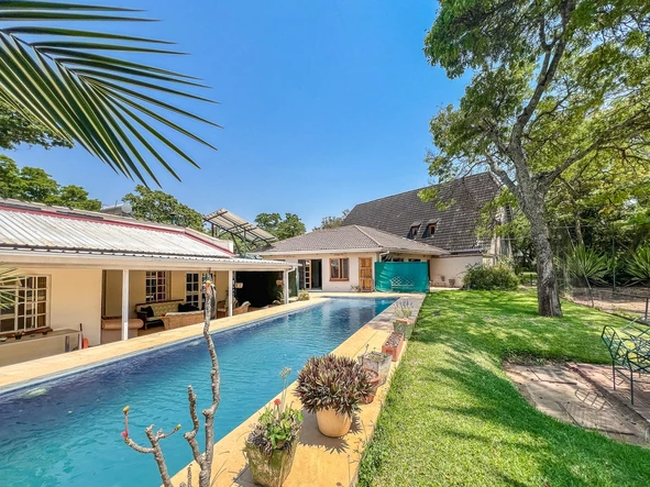 6 Bedroom House