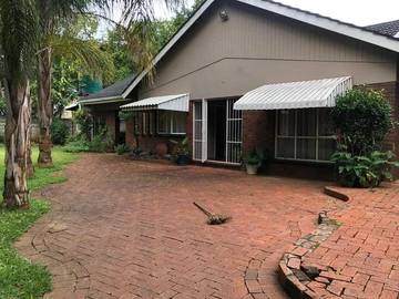 Alex park house to rent 