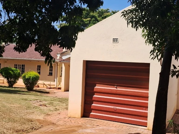 3 Bedroom Garden Flat