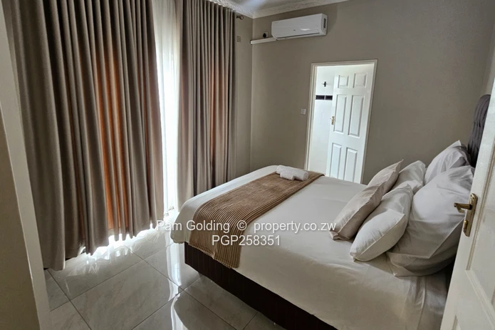 Victoria Falls 5 Bedroomed Property for Sale.