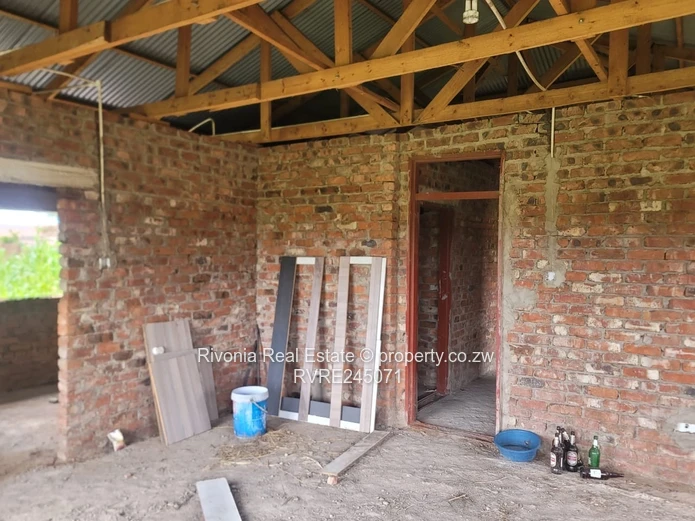 Roofed Unfinished 3-Bed cottage  on 1,250m² – Sandton Park