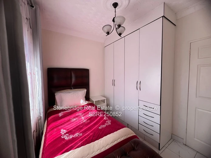 3 Bedroomed Fully Furnished Cottage in Hillside For Rent