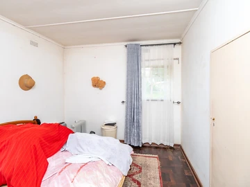 Farm & Agricultural Land