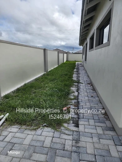 Mabvazuva 4 bedroom house for sale 
