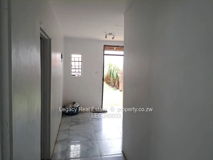 Westlea House For Sale Near Tynwald & Bulawayo Road