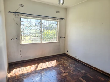 3 Bedroom Garden Flat