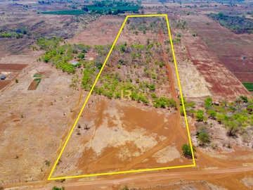 Farm & Agricultural Land