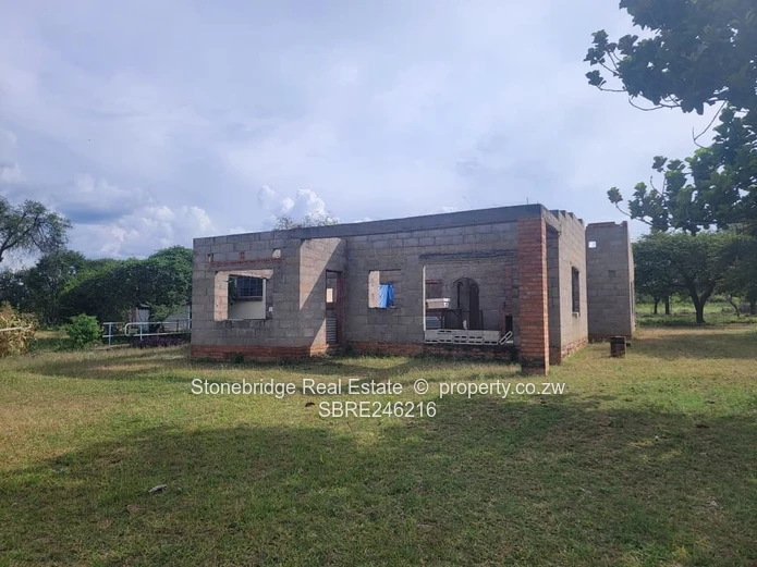 2 Acre Plot in Manningdale for sale