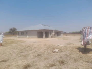 Farm & Agricultural Land