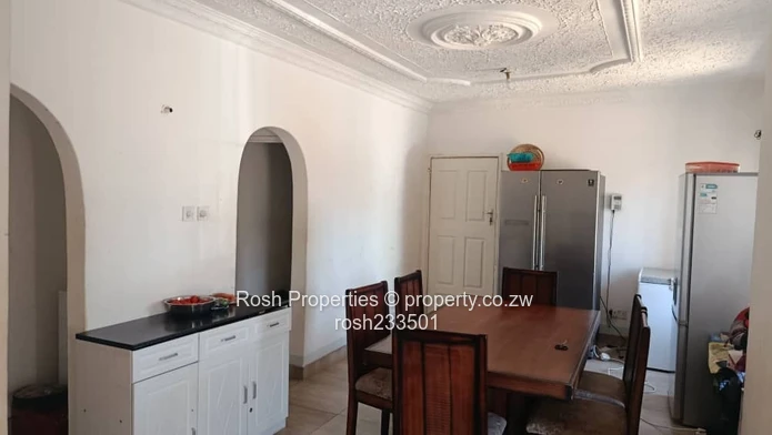**Spacious 3-Bedroom Family Home for Rent in Bluffhill, Harare**