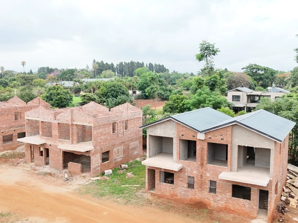 3 Bedroom Flat & Apartment