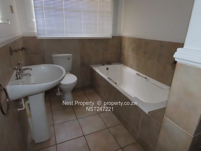 6 Bed Double Storey Splendour in Borrowdale!