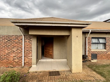 3 Bedroom Garden Flat