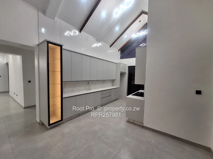 MODERN CLUSTER UNITS FOR SALE - SUNRIDGE, bordering Bluff Hill