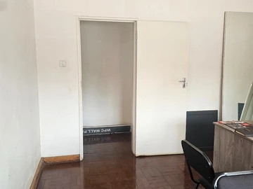 3 Bedroom Flat & Apartment