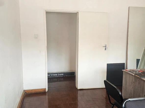 3 Bedroom Flat & Apartment