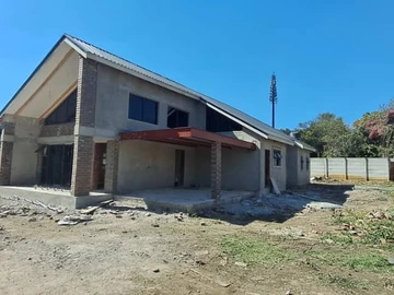 3 Bedroom Garden Flat