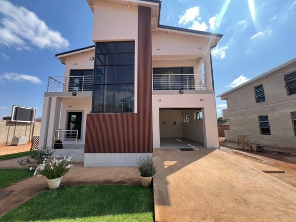 18 Unit Townhouse Complex