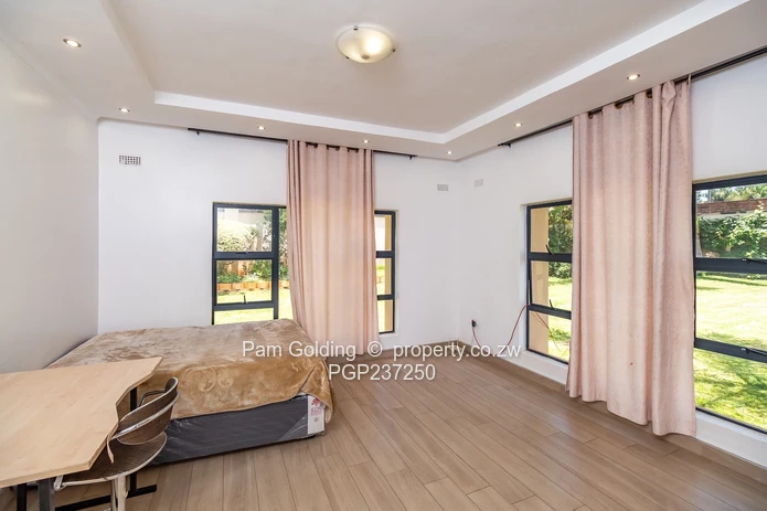 Executive House for Sale (Sole Mandate)