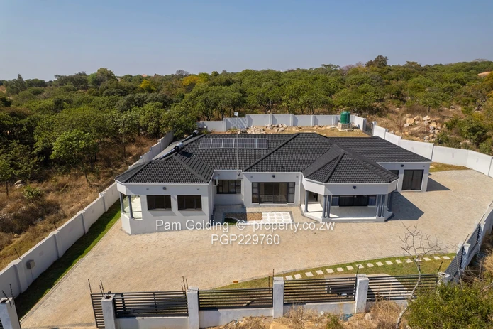 Modern Living - Good Airbnb Rental