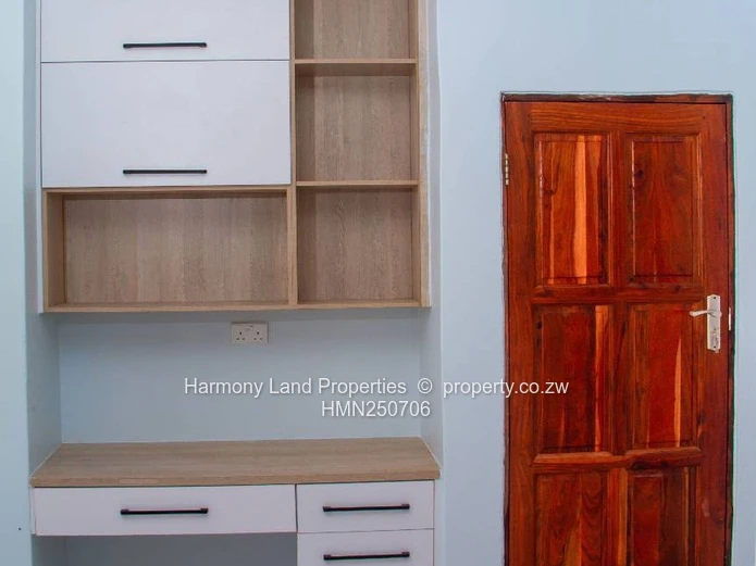 Hogerty Hill- Modern 3 Bedroom Townhouse To Let!!