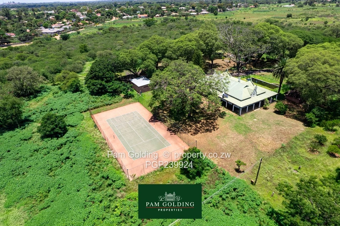 Queens Park East land for sale