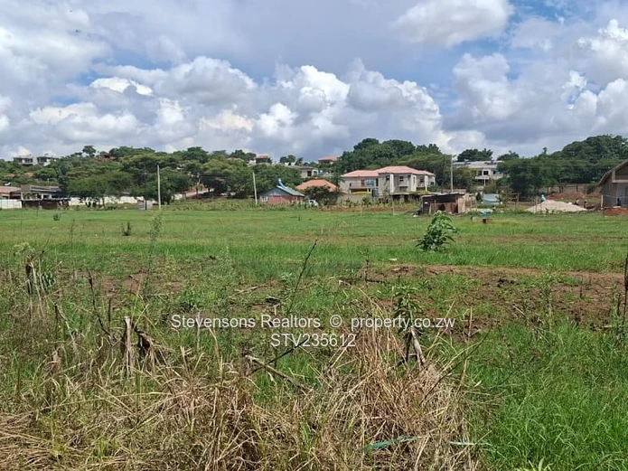 2100m² Gletwin Park Stand — Near New Builds, Gravel Road Access.