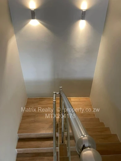 9onCottenham Luxury Apartment for Rent 