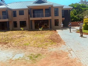 4 Bedroom Garden Flat