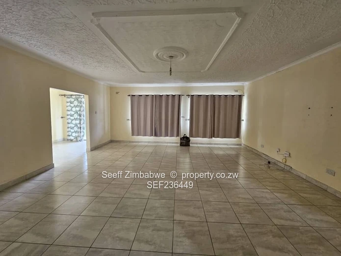 Exclusive 5-Bedroom Residence With Premium Amenities In Monavale 