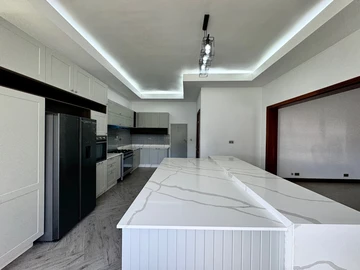 4 Bedroom Townhouse Complex