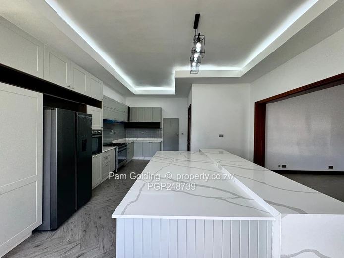 Fully Furnished Upmarket Townhouse - Vainona 