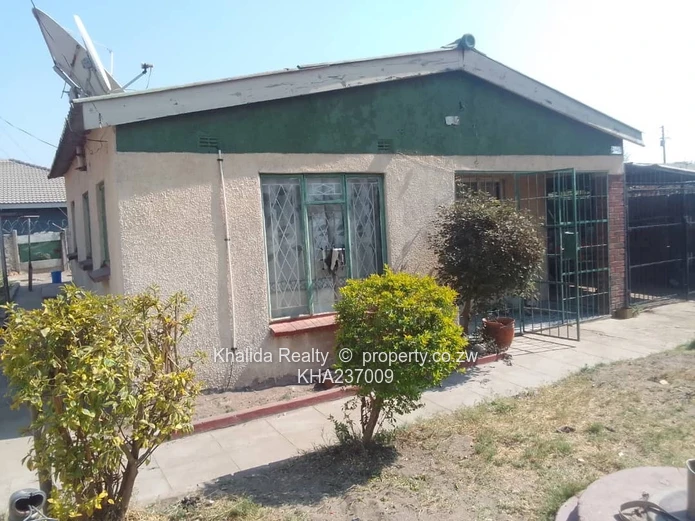 Chitungwiza Unit G house for sale 
