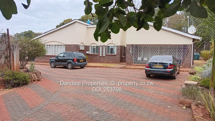 Colne Valley 6-Bed Home on 4,088m² — Borehole & Solar