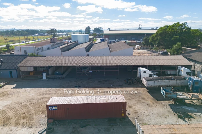 Versatile Industrial Property on 4946sqm