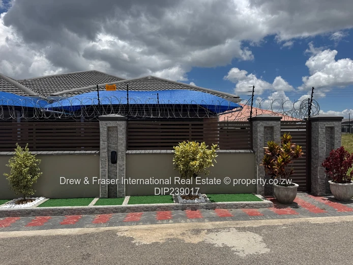 Modern 4-Bed, 3-Bath Home in Mabvazuva, Ruwa - Borehole & Double Garage
