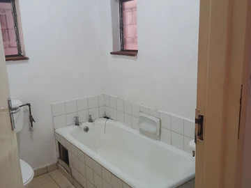 Flat & Apartment