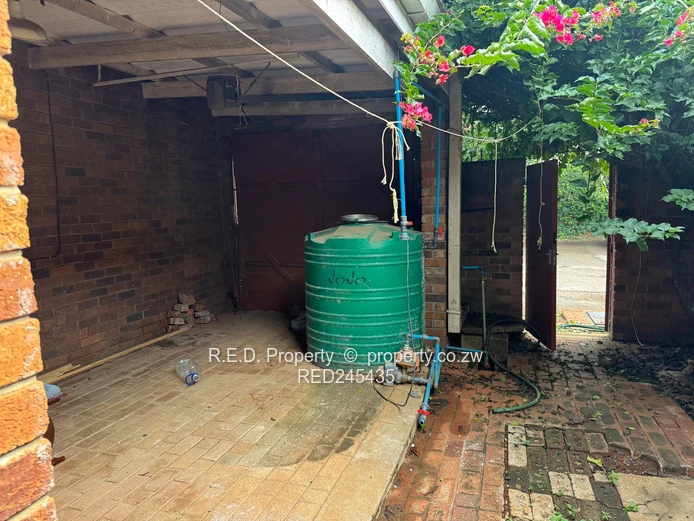 Comfortable Double-Storey Living In Ascot!