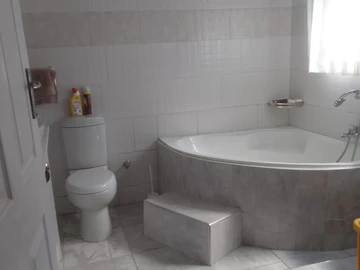 3 Bedroom Garden Flat