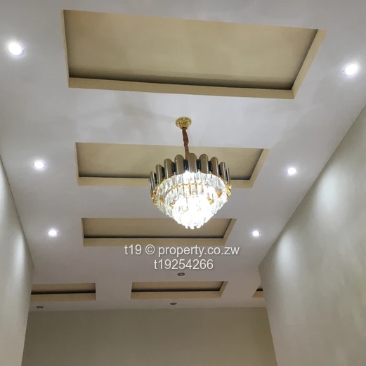 Neat 6 bedroom bungalow 