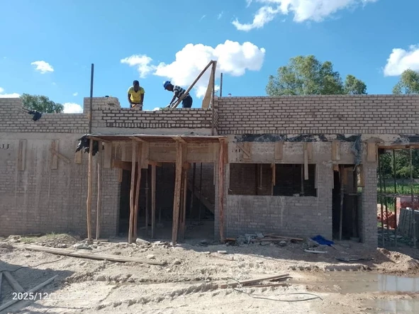 3 Bedroom Flat & Apartment
