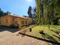 8 Bedroom House