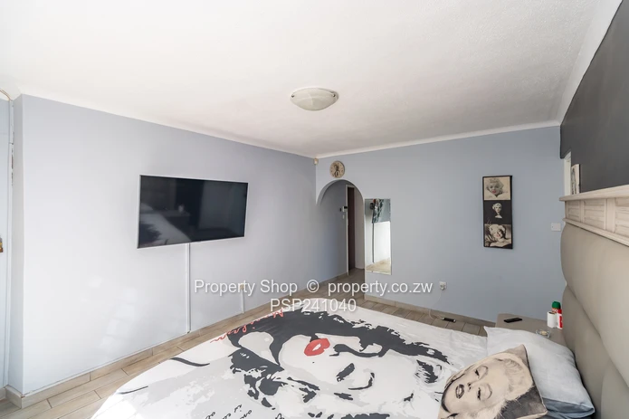 Opulent Property with Location