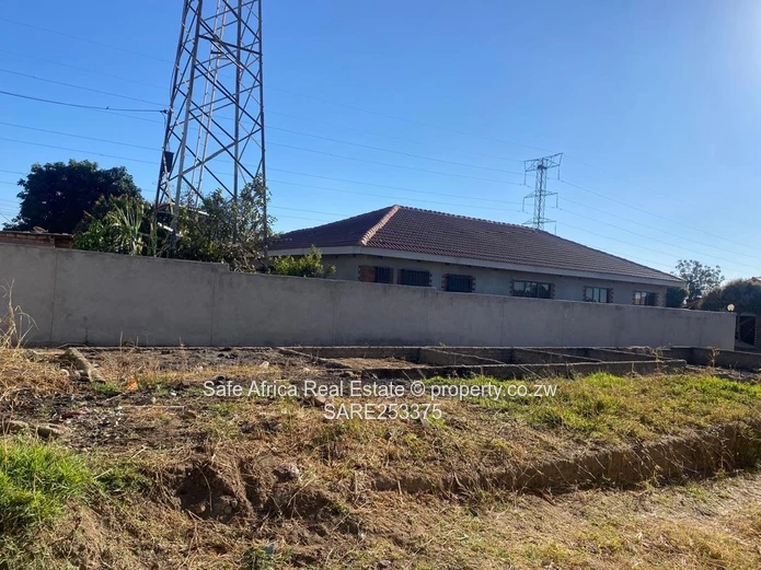 Glen- View Area 8- Makomva Shopping Centre Residential Stand For Sale