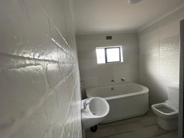 6 Unit Townhouse Complex