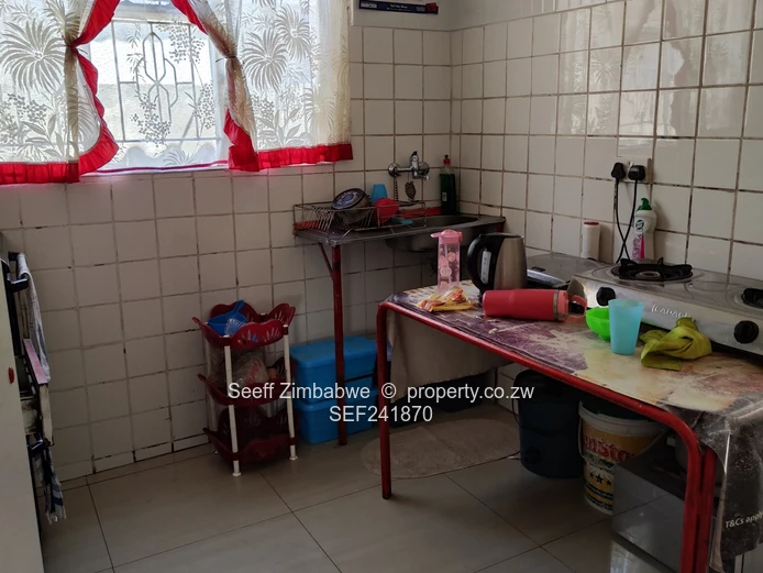 Emganwini Neat & Convenient family Home (Sole Mandate)